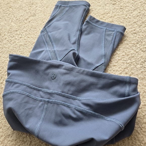 Lululemon Cool To Street CropBlue Denim / Banana Leaf Blush Quartz Size 2 - Picture 16 of 16